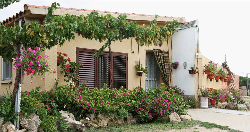 Albergue Turistico Torre De Sabre Эль-Кубо-де-Тьерра-дель-Вино Экстерьер фото